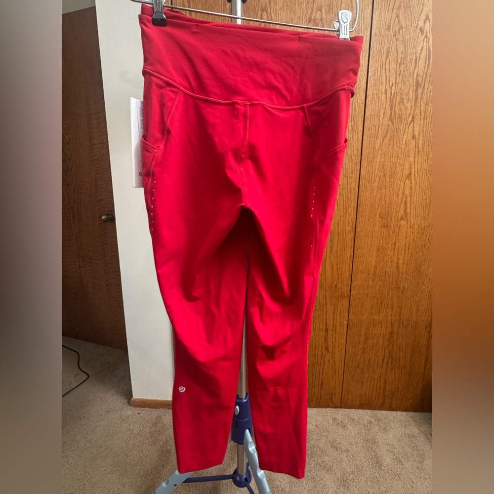 Lululemon Athletica Fast and free HR Tight 25” *pockets - Picture 8 of 13